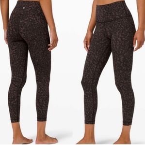 Lululemon Size 4 Align Crop Pant 2 Wild 